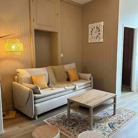 Downtown Cozy Cottage - 4 Pl - Château-Gontier Extérieur photo