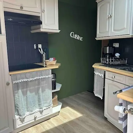 Downtown Cozy Cottage - 4 Pl - Château-Gontier Extérieur photo
