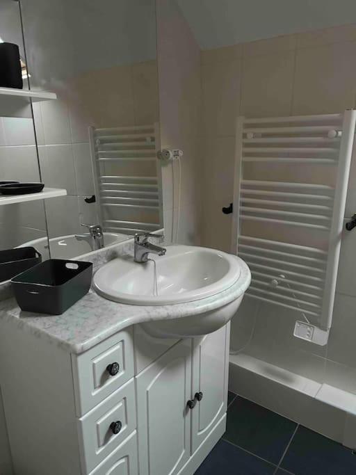 Hébergement de vacances Downtown Cozy - 4 Pl - *